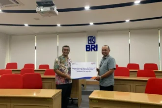 Bri Kramat Region 6 Jakarta Serahkan Bantuan Renovasi Kelas Mm Feb Ui Salemba