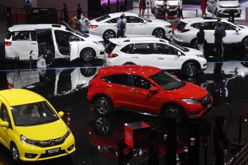 harga mobil lcgc naik