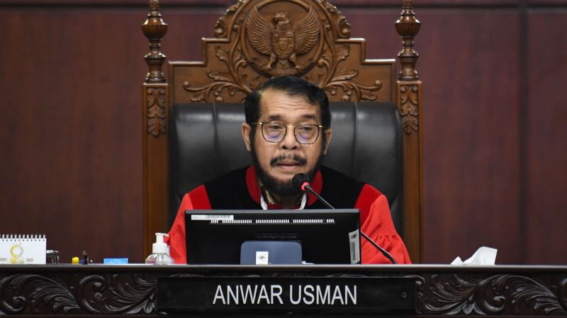 Ketua Mk Anwar Usman