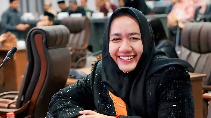 Anggota Dprd Kabupaten Barito Utara, Rosi Wahyuni