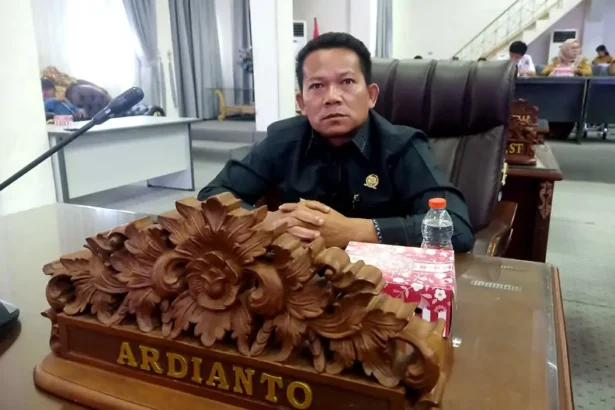 Juru Bicara Fraksi Demokrat, Ardianto