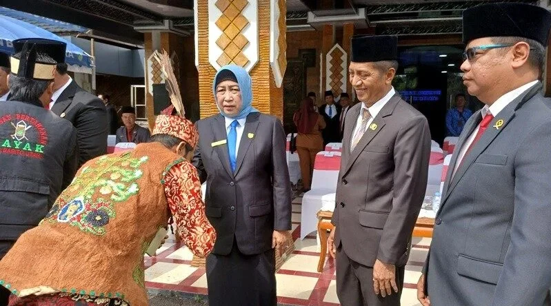 1211 Mery Rukaini