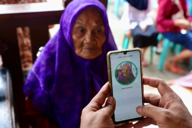 Verifikasi Wajah Penerima Bansos