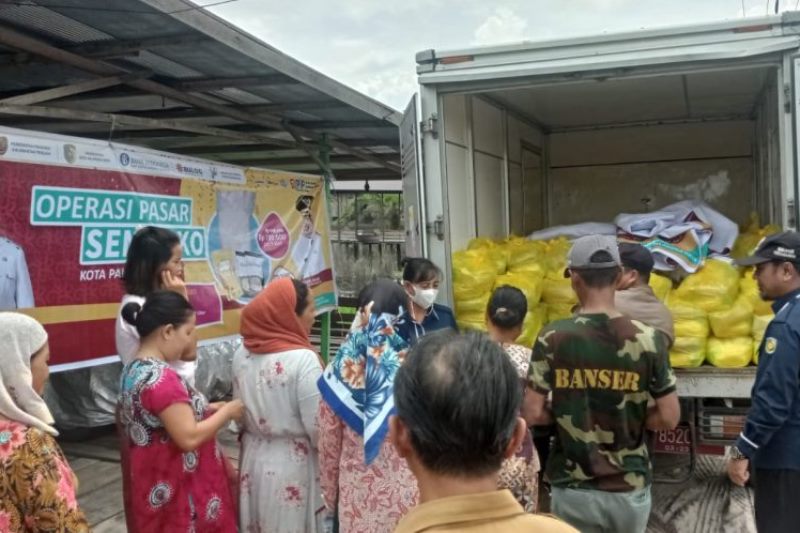 Pemko Palangka Raya Salurkan 33.675 Paket Bapok Untuk Pasar Murah