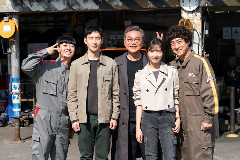 pemain utama drakor Taxi Driver 2 Rainbow Taxi Company Family
