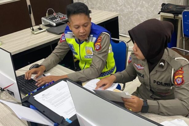 Ilustrasi Penipuan Surat Tilang