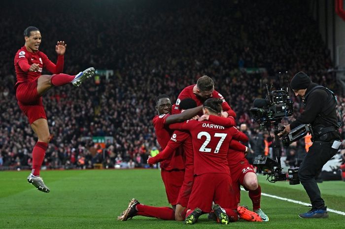 liverpool bantai manchester united