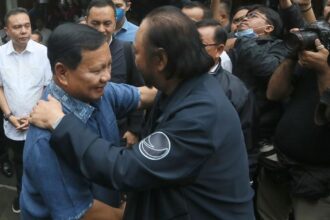 pertemuan prabowo subianto dan surya paloh