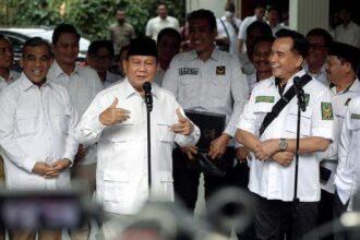 Yusril Sambangi Kediaman Ketum Gerindra Prabowo Subianto