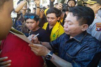 Dprd Kalteng Demo Mahasiswa