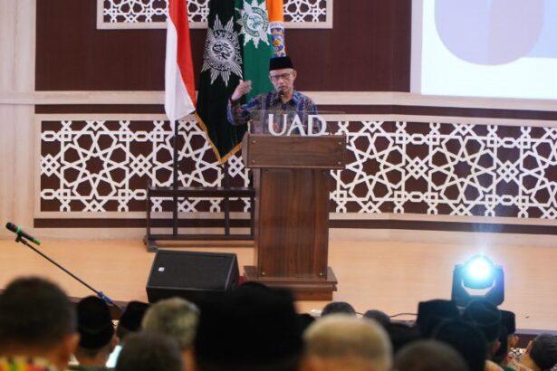 Ketua Umum Pimpinan Pusat Pp Muhammadiyah, Haedar Nashir