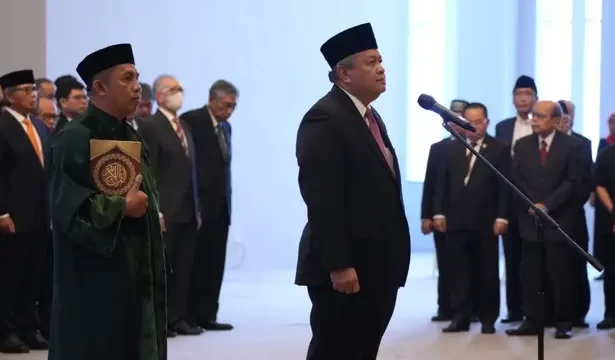 Pelantikan Perry Warjiyo Sebagai Gubernur Bi