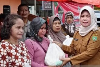 Bantuan Untuk Petugas Kebersihan