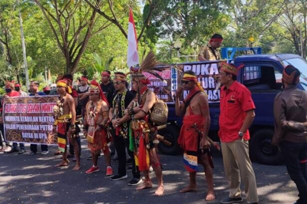 Aksi Utus Dayak Mantehau Di Upr