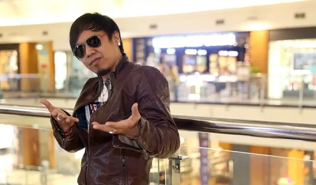 Ian Kasela Band Radja