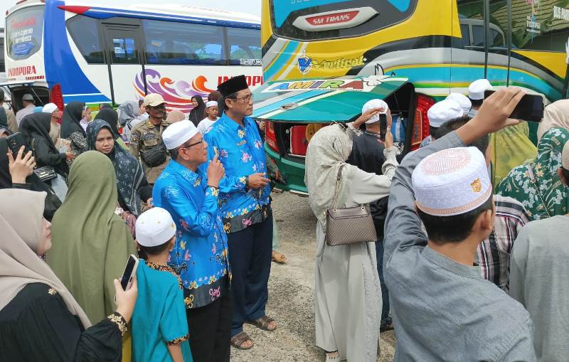 Jemaah Haji Kapuas Tiba