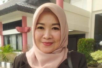 Susi Idawati Dprd Kota Ist332