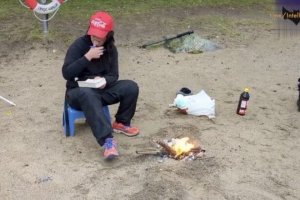 Bayrami Marjan Membakar Al Qurandi Stockholm Swedia