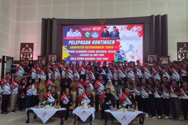 Foto Bersama Bupati Kotim