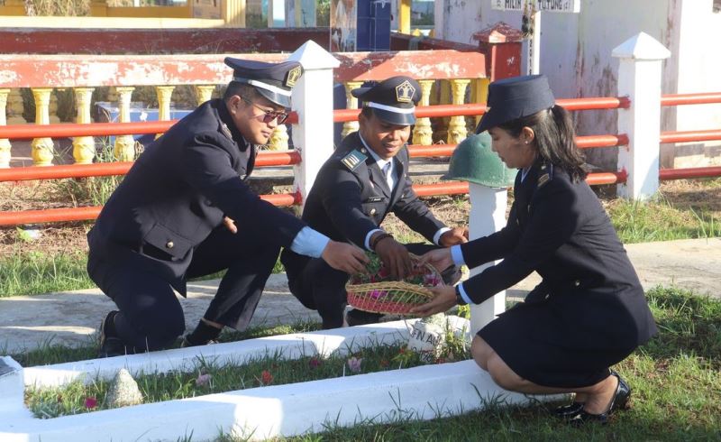 Karutan Kuala Kapuas Ziarah Ke Tmp