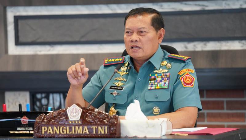Panglima Tni Piting Warga Rempang