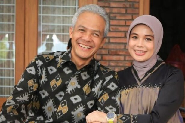 Ganjar Pranowo Dan Siti Atikoh