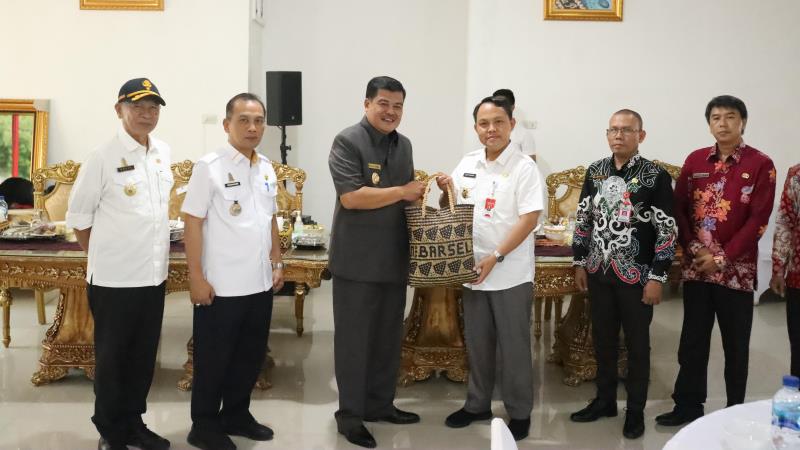 Kunjungan Pj Bupati Barsel Ke Lampung Tengah