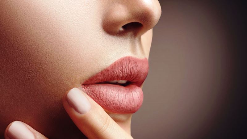 Tips Memilih Lipstik