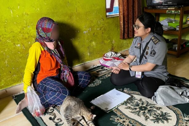Pembimbing Kemasyarakatan Bapas Kelas Ii Sampit Lakukan Home Visit