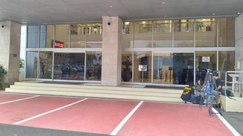 Kpk Geledah Kantor Setjen Dpr