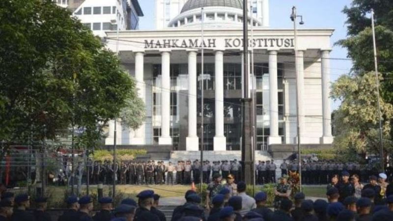Mk Terima 18 Amicus Curiae