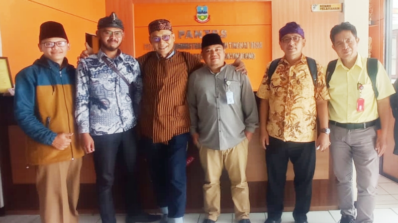Menumbuhkan Seni Budaya Desa Sebagai Akar Kebhinekaan
