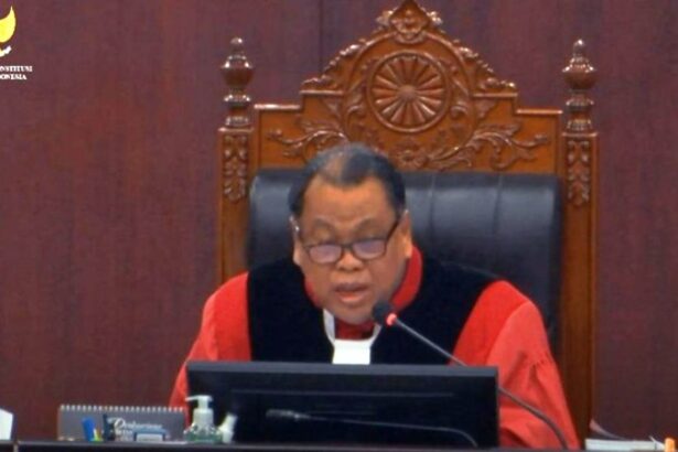 Hakim Mk Arief Hidayat Dok Youtube Mk