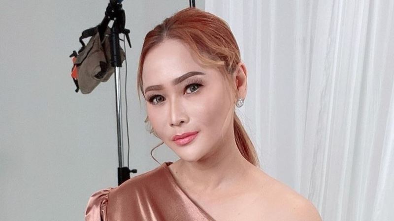 Inul Daratista penyumbatan otak