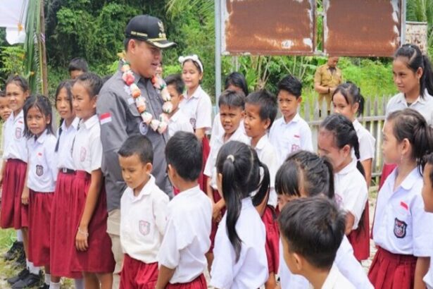Kunjungan Pj Bupati Barsel Di Desa Telang Baru