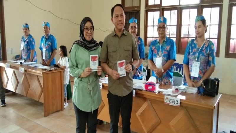 Pj Bupati Barsel Coblos