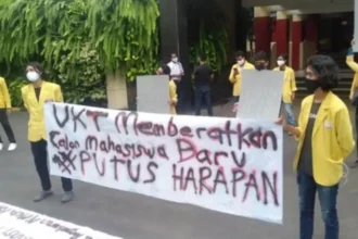 Cara Kampus Tentukan Besaran Ukt Mahasiswa