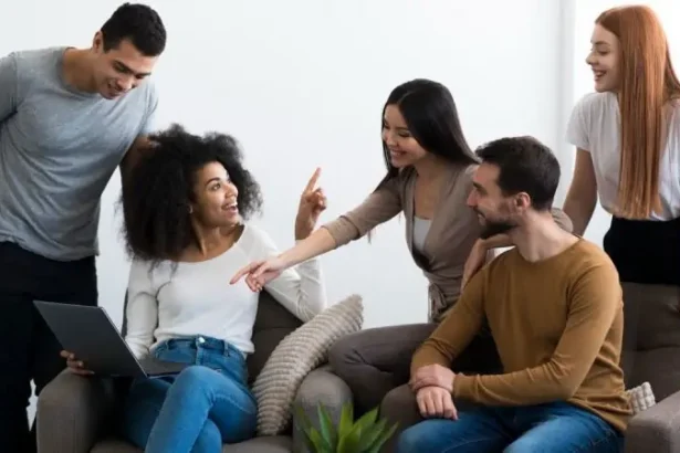 Ciri Teman Green Flag