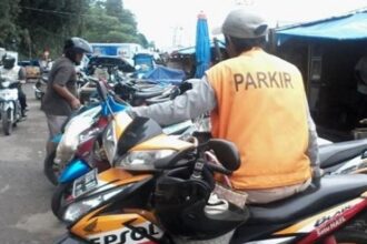Ilustrasi Tukang Parkir Ilegal