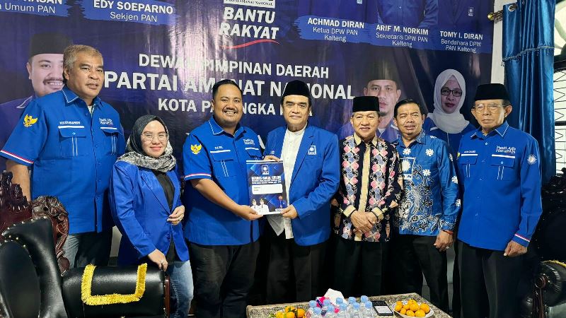 Rojikinnor Mendaftar Pilkada Kota Palangka Raya 2024