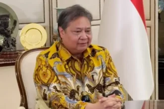 Airlanggra Hartarto Mundur Dari Ketum Golkar