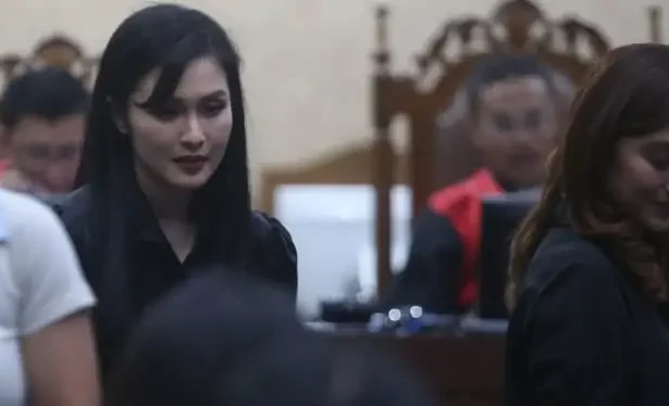 67075820d8f93 Sandra Dewi Bersaksi Di Persidangan Harvey Moeis 665 374
