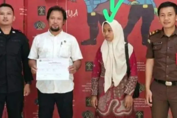Guru Honorer Tersangka Penganiaya Anak Polisi