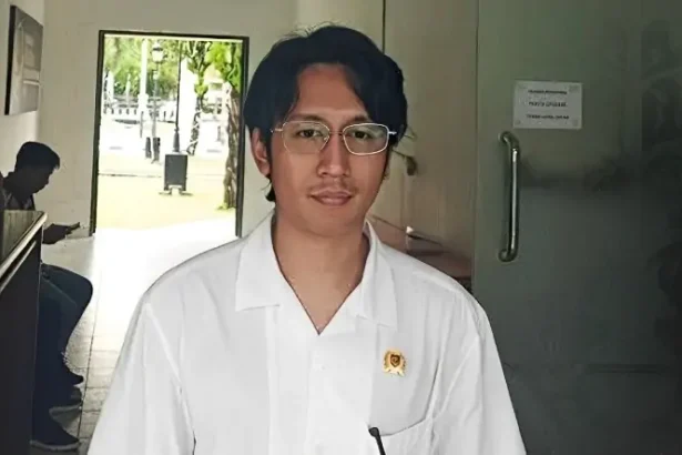 Okki M