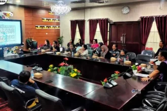 Pemerintah Kabupaten Murung Raya menggelar sosialisasi Peraturan Bupati (Perbup) Mura Nomor 23 Tahun 2024, yang menjadi pedoman pelaksanaan strategi integrasi pengembangan Usaha Mikro dan Kecil (UMK), belum lama ini.
