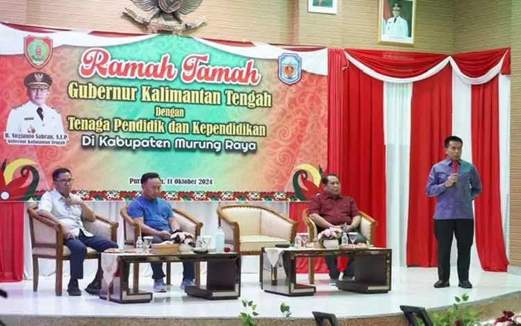 Gubernur Kalimantan Tengah, Sugianto Sabran menggelar ramah tamah dengan Tenaga Pendidik dan Kependidikan bertempat di Rumah Jabatan Bupati Murung Raya.