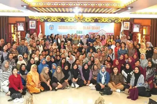 Dinas Pendidikan dan Kebudayaan (Disdikbud) Kabupaten Murung Raya belum lama ini mengadakan sosialisasi mengenai sekolah sehat dan sekolah ramah anak.
