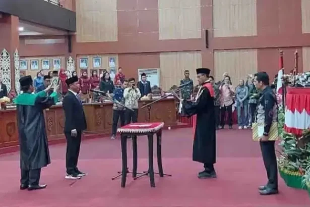 Partai Demokrat Basirun B Sahepar Wakil Ketua I Dprd Palangka Raya Kalimantan Tengah Palangka Raya Kalteng Edit 1731635234889.jpg Edit 1731635234889