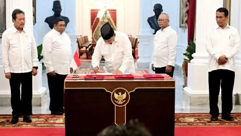Prabowo Hapus Kredit Macet Umkm