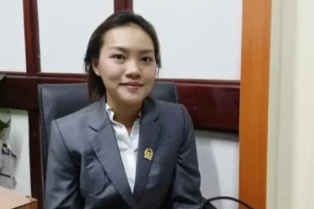 Anggota Dprd Seruyan Stefani Berliana Magdalena